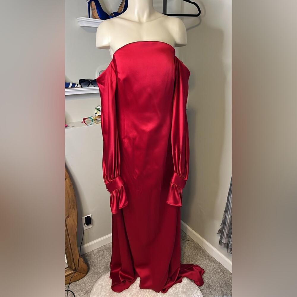 Carolina Herrera Red Dress - Long Sleeve Off Shoulder - Picture 12 of 15